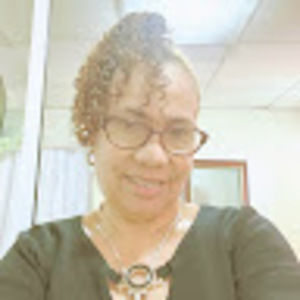 Meet your Posher, Fatima